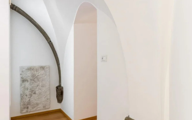 Santo Stefano 13 - Quadrilocale Elegante