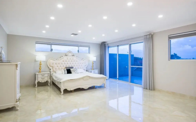 Balcatta 4 Bedroom House