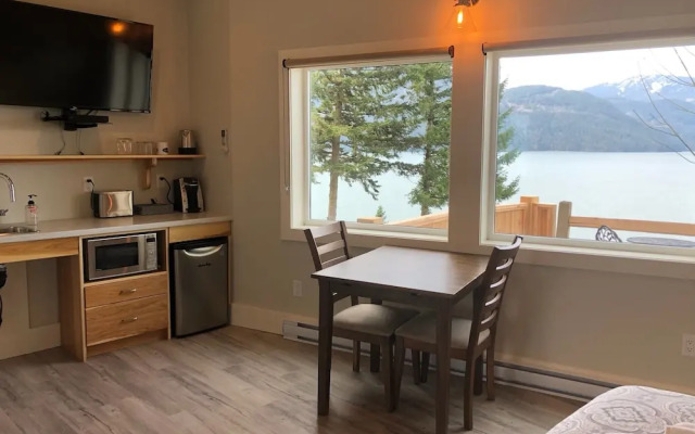 The Lodge on Harrison Lake