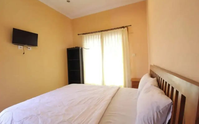 Capital O 94011 Binhari Guest House