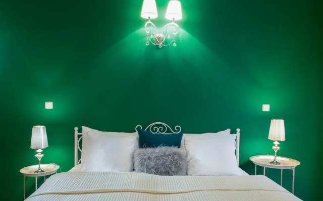 7 Tales Suites