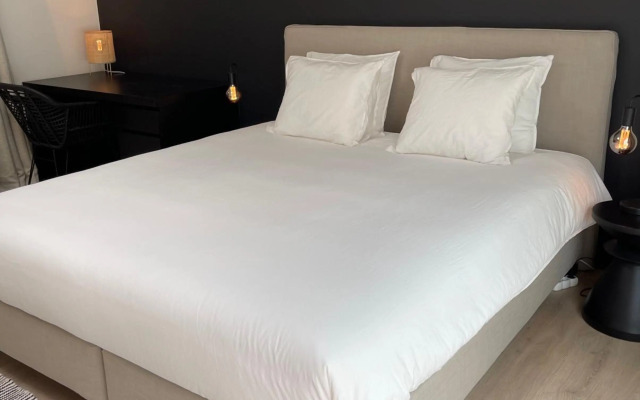 Unique luxury apartment with cosy garden!