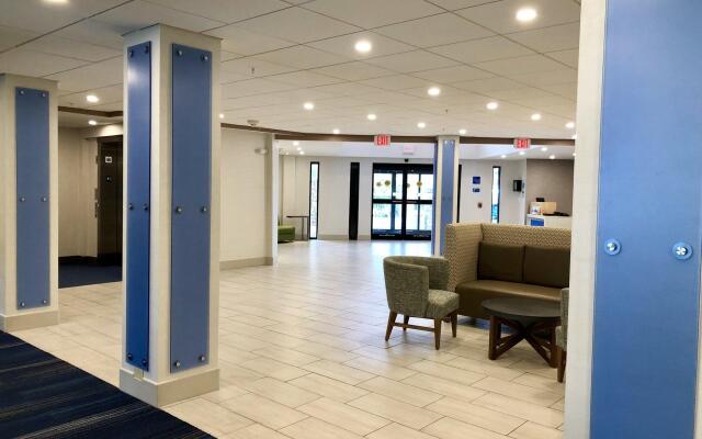 Holiday Inn Express Hotel & Suites Great Barrington by IHG