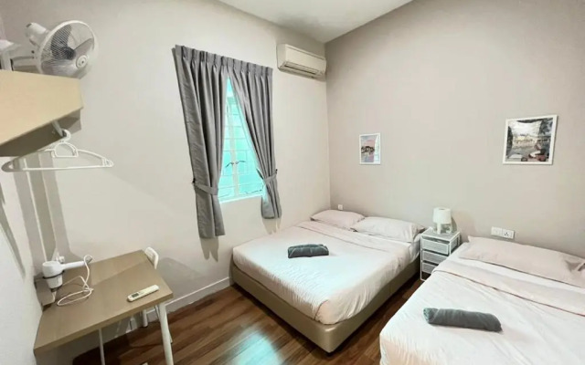 MyRoom@Georgetown, off Jalan Burma, near to Gurney