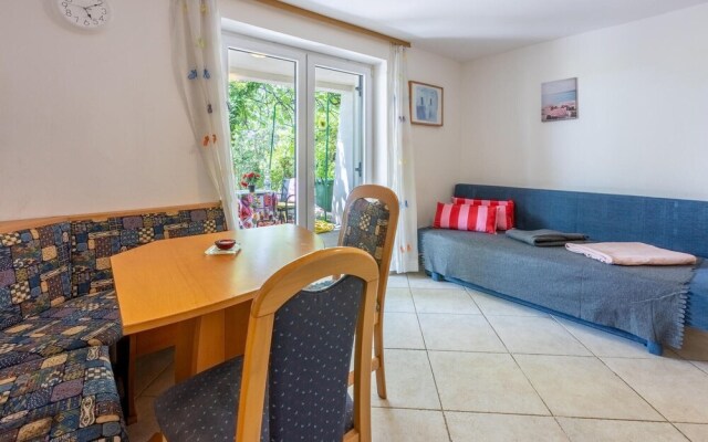 Nice Apartment in Dramalj With Wifi and 1 Bedrooms