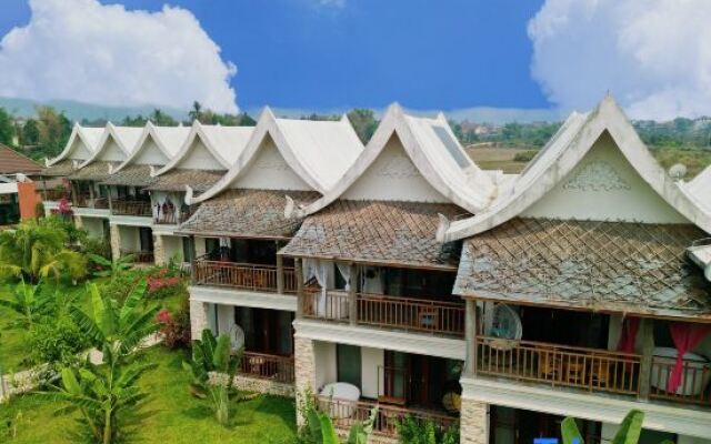 LARNG YAY  Riverview Resort Hotel