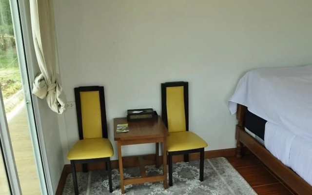 Mai Ngern Mai Thong Resort