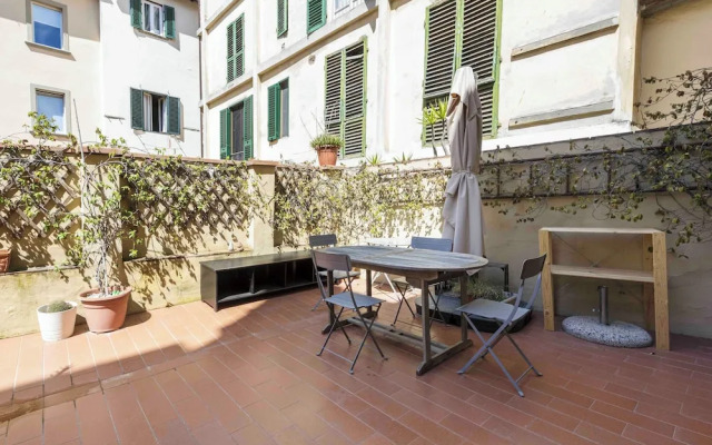Classic Borgo Apostoli by MMega