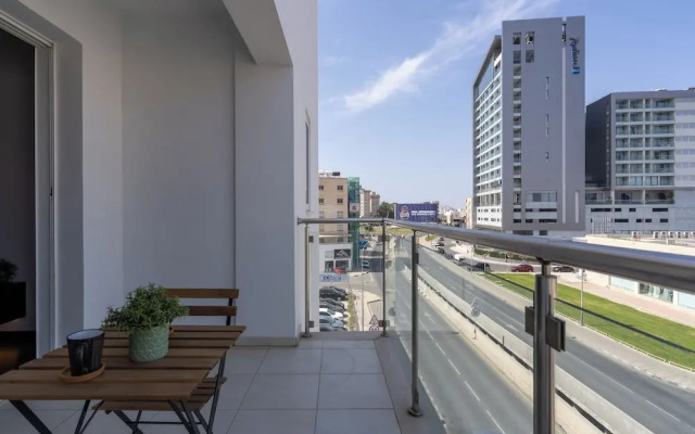 Harbor Apartments in Larnaca