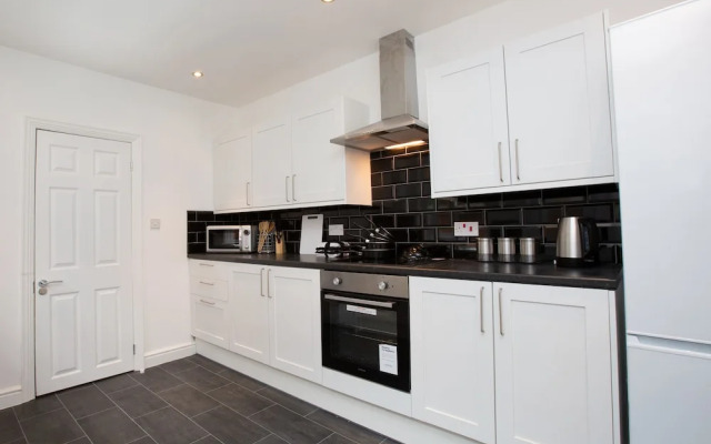 Townhouse @ 97 Ruskin Road Crewe