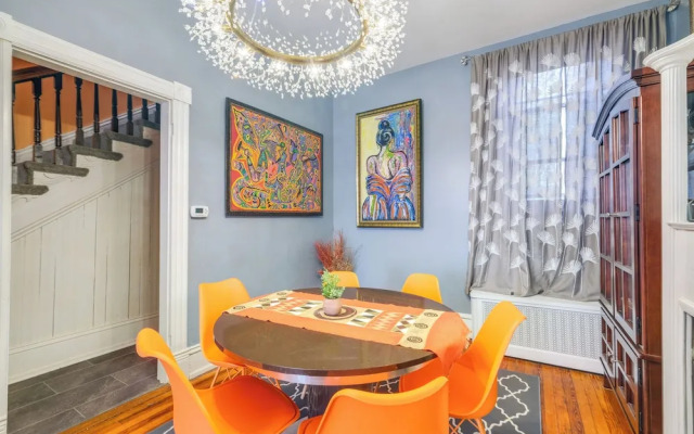 Historic Georgetown Townhome: Walkable Location!