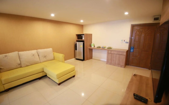 Pintree Service Apartment Pattaya