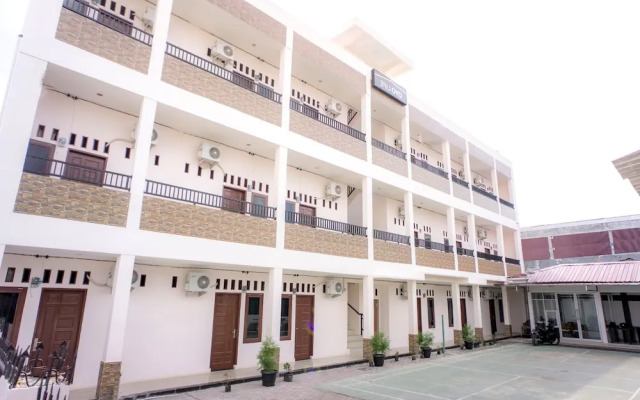 Rose House by OYO Rooms