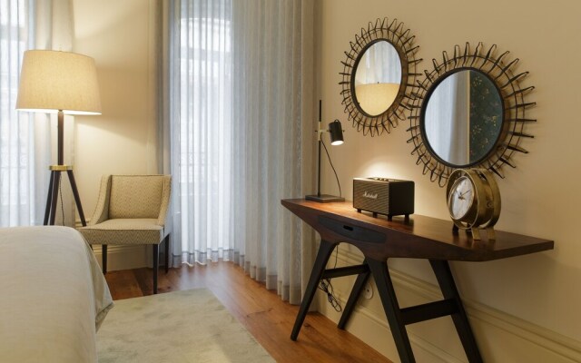 Liiiving - Alma D Oporto