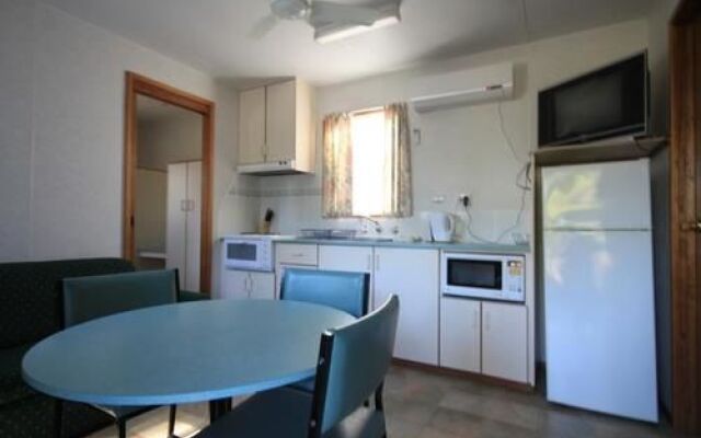 Lakes Caravilla Caravan Park