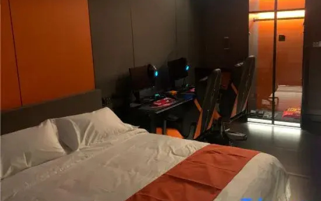 Shousheng E-sports Hotel (Kaifeng Qingming Shangheyuan Longting Branch)