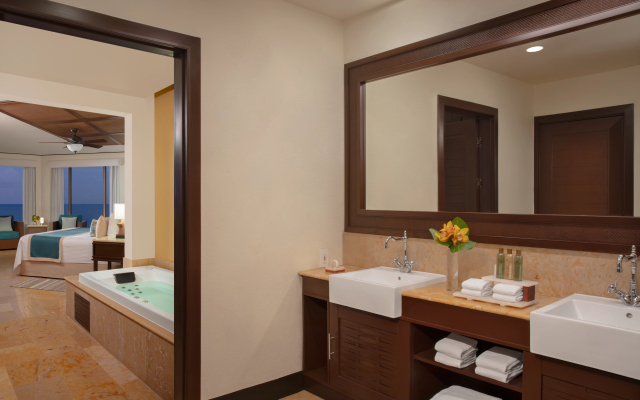 Dreams Riviera Cancun Resort & Spa - All Inclusive