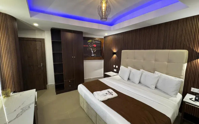 Presken Hotel Alade
