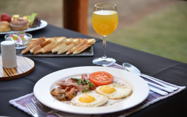 Black Rhino Game Lodge