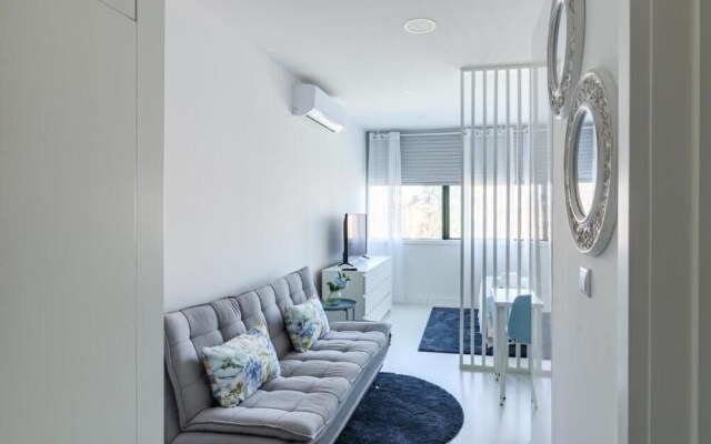 Studio 24