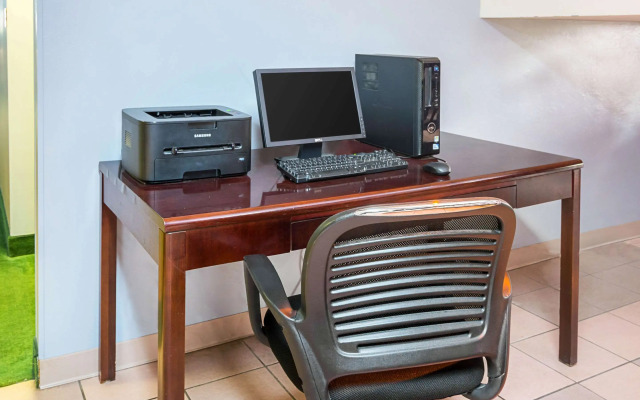 Quality Inn & Suites