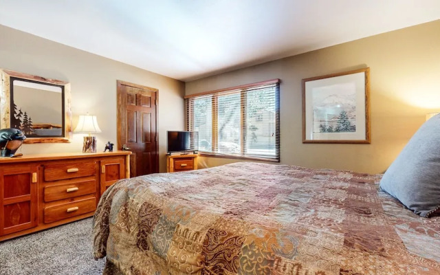 Winterset #33 3 Bedroom Condo