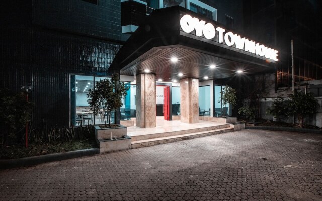 Super OYO Townhouse 1 Hotel Salemba