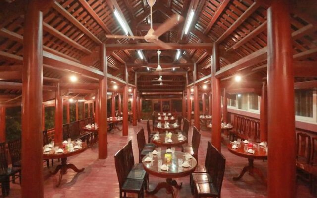 Van Hoa Ninh Binh Hotel