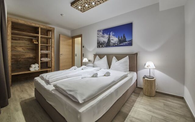 The Peak - Premium Apartments