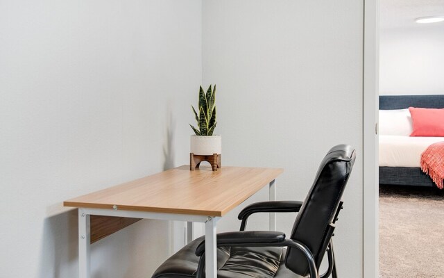 Quiet Getaway, Modern Kitchen and Foosball Table