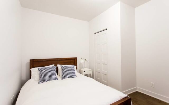 Huge Industrial Loft Near Mont-royal Metro