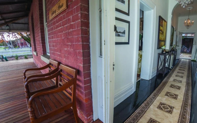 Rothery House