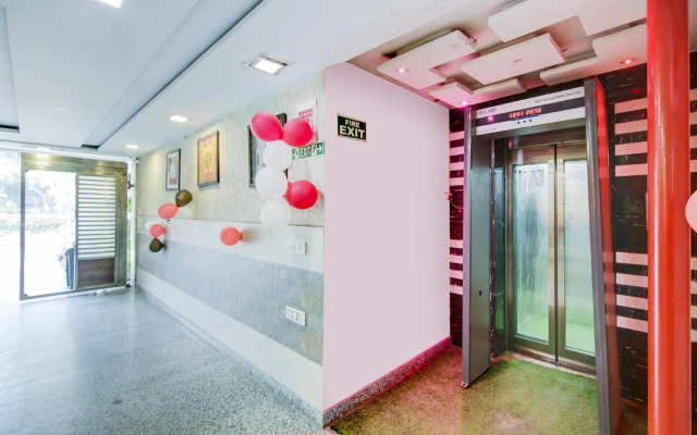 OYO Flagship 80529 Sg Hotel