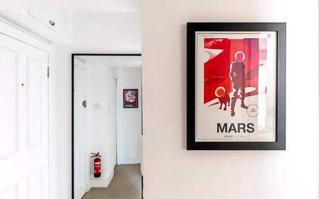 Stylish East London Flat Near Spitalfields Market