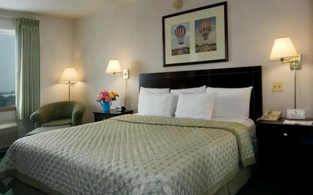 Meadowlands Plaza Hotel