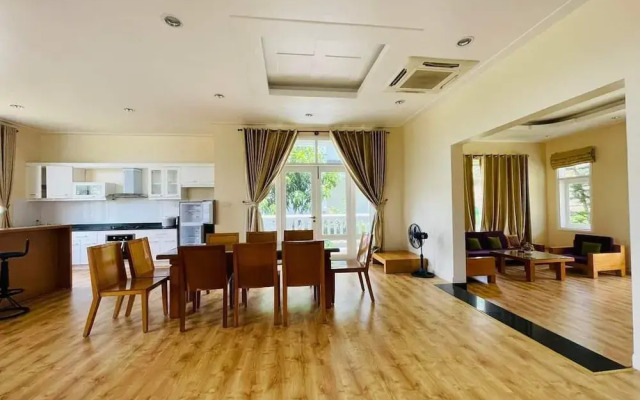 Deluxe 4 br Soan Villa - Sealinks Mui Ne