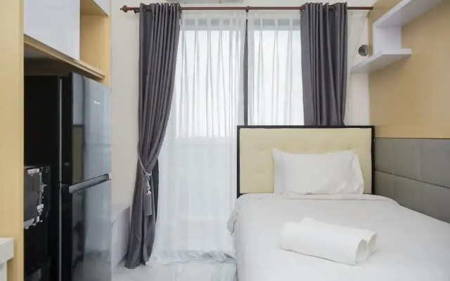 Fancy and Nice Studio at Sky House BSD Apartment