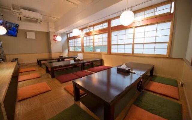 Anne Hostel Yokozuna