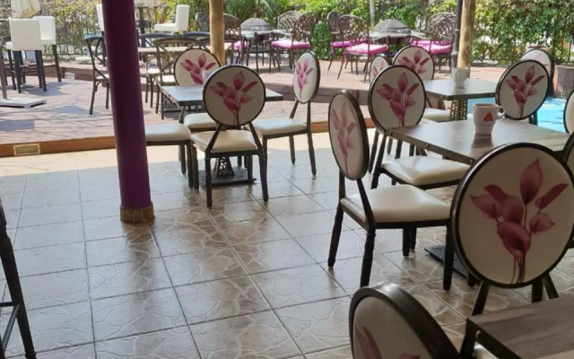 Orquidea GuestHouse Spa & Restaurant
