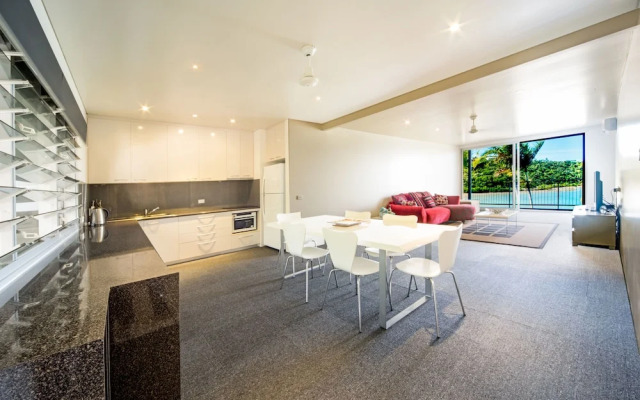 Baybliss Luxury 1 Bedroom Apt