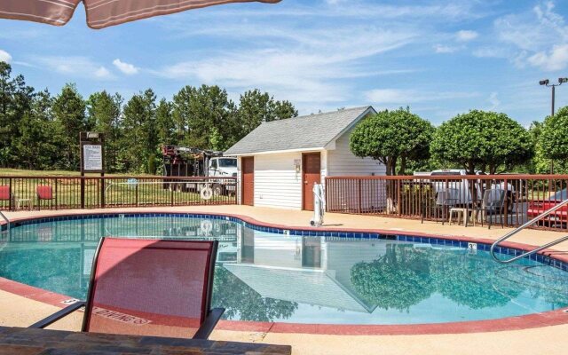 Quality Inn & Suites Lexington South