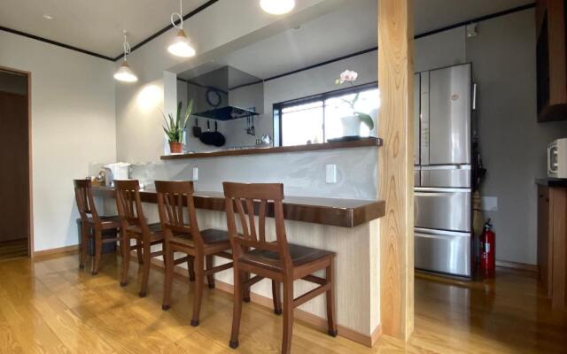 Link House