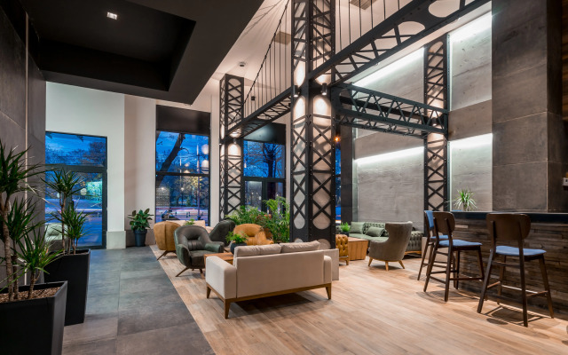 Bridge Hotel