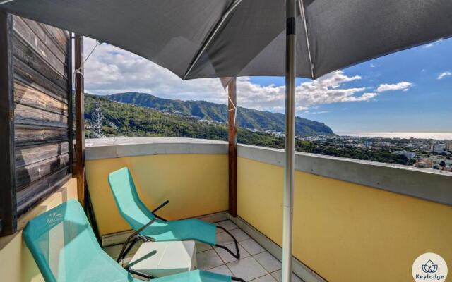 T2 - Duplex – Neptune - 34 m2 – Vue mer - Saint-Denis