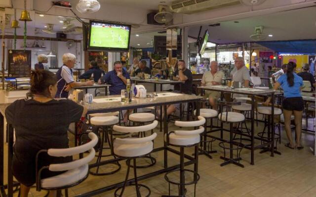 Traveller's Rest Sports Bar
