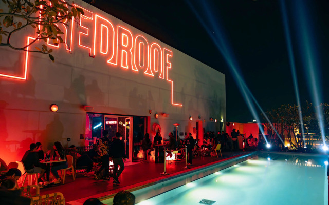 Radisson Red Dubai Silicon Oasis