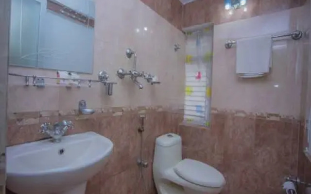 Somewhere Hotel & Restaurant Pvt.Ltd by OYO Rooms