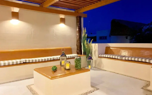 Sleeps 4-6-amazing 2 Bedroom Ph With Bbq & Jacuzzi
