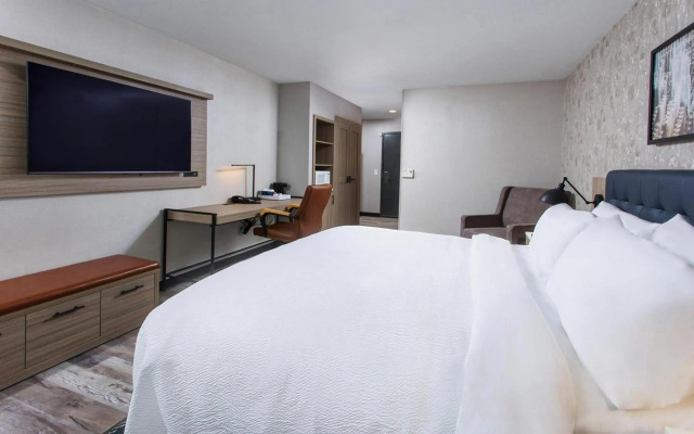 Four Points by Sheraton Appleton