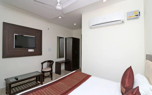 Grand Inn By OYO Rooms